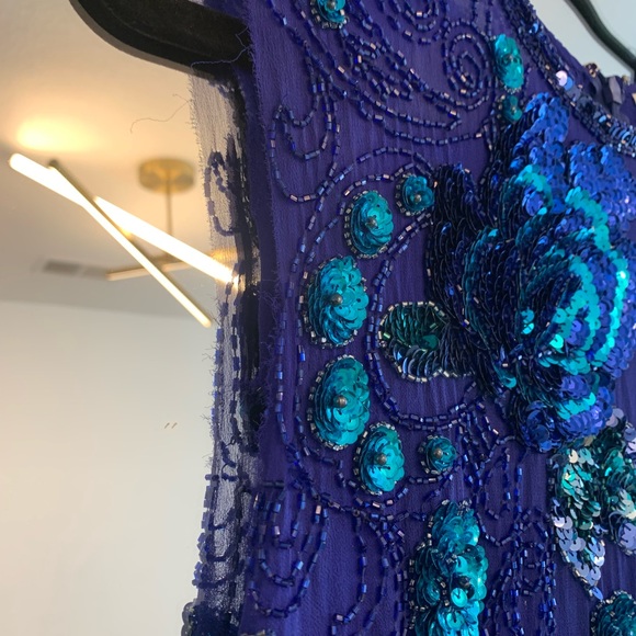 Vintage sheer silk beaded and sequins top. - Picture 3 of 6